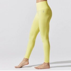 Free People Active wear leggings sz Med EUC Women’s